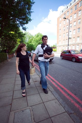 22/05/04  Kasey Ainsworth and Baby, and Darren Howells leave Hospital of St Johns and Elizabethtoday