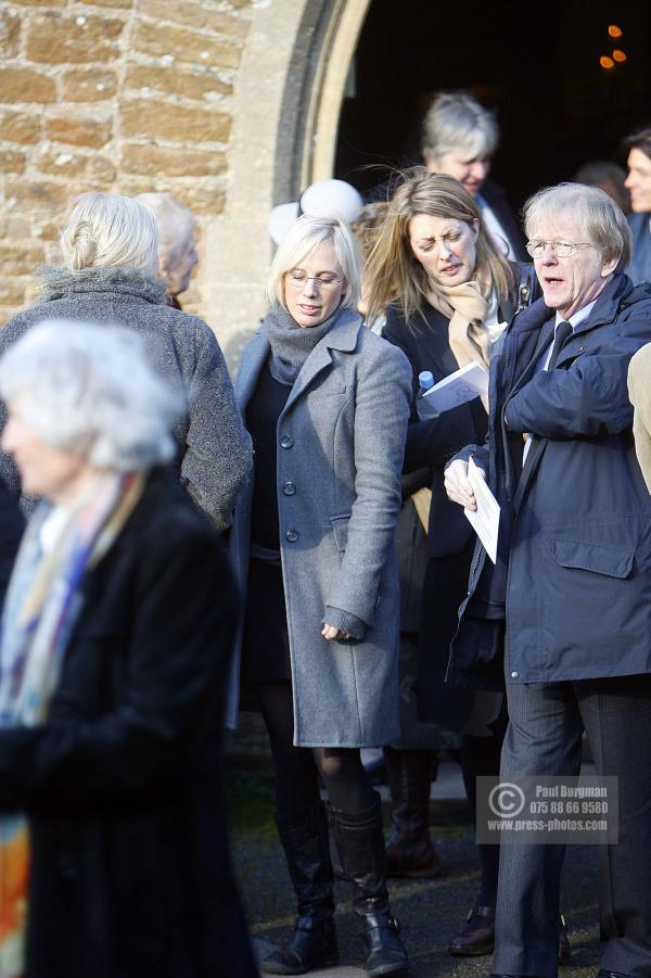 30th January 2009 -- Tony Harts Funeral, Kirsten O'Brien TV presenter.         Christ Church Shamley Green -- (pic by Paul Burgman) 075 88 66 9580