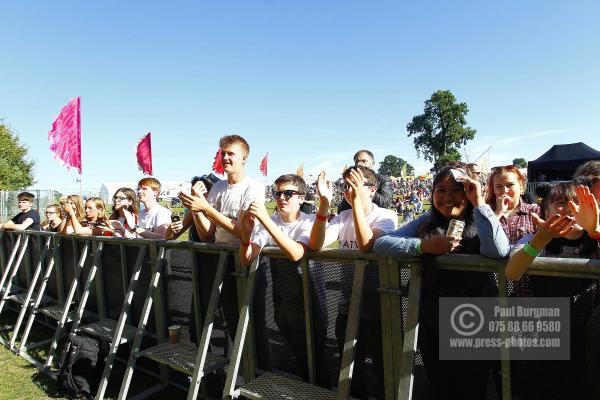 11/09/2016. Always The Sun Festival. Reading band The Amazons on Stage