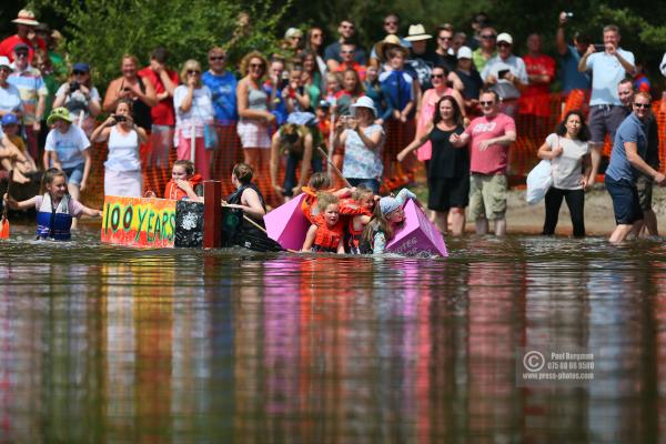 Elstead Paper Boat Race 2018 0020