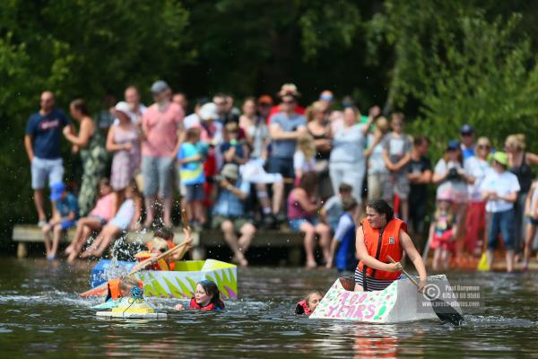 Elstead Paper Boat Race 2018 0135