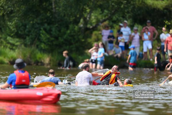 Elstead Paper Boat Race 2018 0211