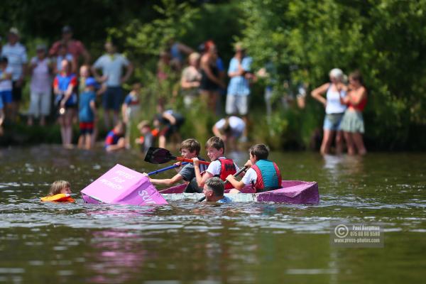 Elstead Paper Boat Race 2018 0226