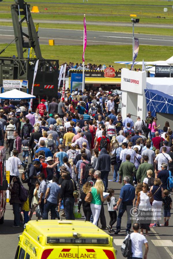 16/07/2016. Farnborough International Airshow. The Public arrive