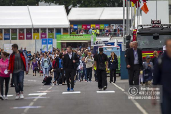 16/07/2016. Farnborough International Airshow. The Public Arrive