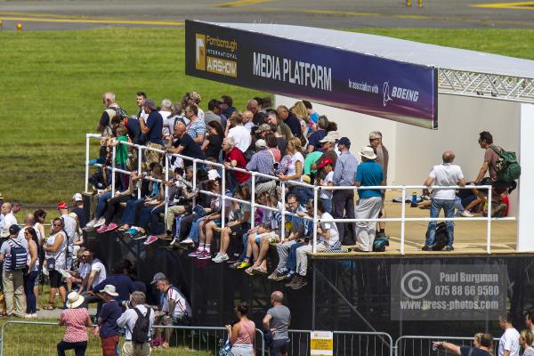 16/07/2016. Farnborough International Airshow. THe Public Arrive