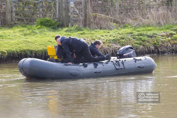 30/03/2016.Police search at Riverside, Guildford, Kayaker missing in River Wey named as 56-year-old Grant Broster.  Surrey Police will continue to search the River Wey for a man whose kayak overturned on Monday 28th March.