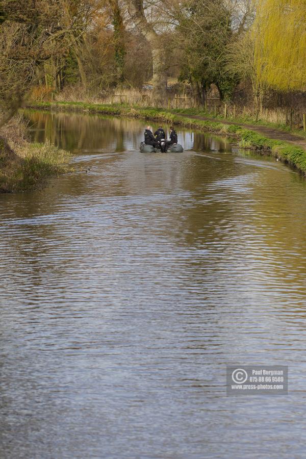 30/03/2016.Police search at Riverside, Guildford, Kayaker missing in River Wey named as 56-year-old Grant Broster.  Surrey Police will continue to search the River Wey for a man whose kayak overturned on Monday 28th March.