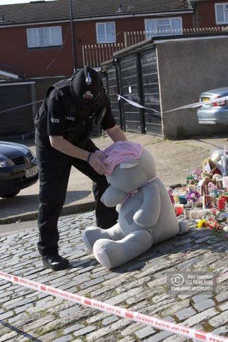 11/08/2012 Tributes being left  at Tia Sharp's grandparents house, in The Lindens, New Addington, Croydon