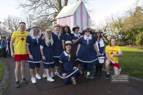 26/12/2016.  Windlesham Pram Race.