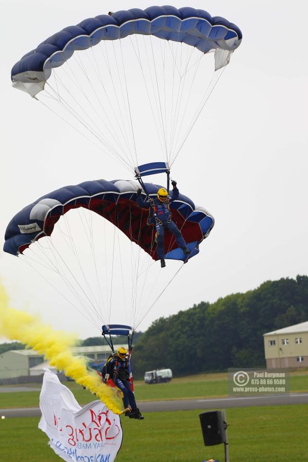 27/08/2016.Wings & Wheels, Dunsfold. THe Tigers Parachute Display
