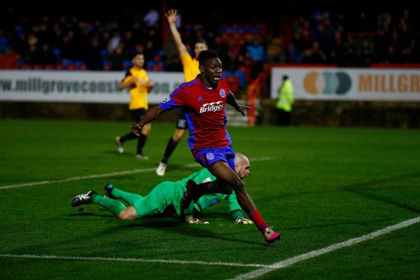 12/12/2016.  Aldershot Town v East Thurrock United FC. FA Trophy.