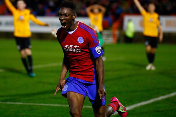 12/12/2016.  Aldershot Town v East Thurrock United FC. FA Trophy.