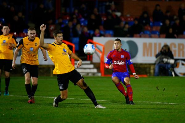 12/12/2016.  Aldershot Town v East Thurrock United FC. FA Trophy.