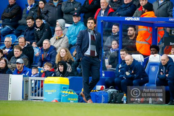10/03/2018. Queens Park Rangers v Sunderland. Action from the SkyBet Championship at Loftus Road.  Sunderland FC Manager