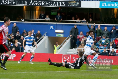 10/03/2018. Queens Park Rangers v Sunderland. Action from the SkyBet Championship at Loftus Road.  QPR’s Eberechi EZE scores